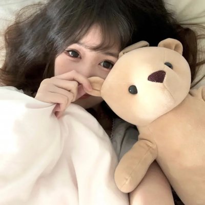 钱信伊:地下酒吧